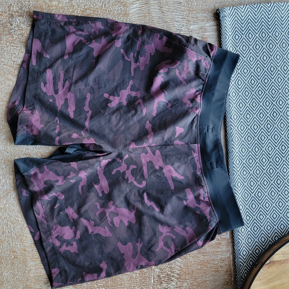 Lululemon shorts, linerless, 7 inch inseam